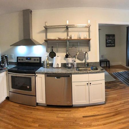 Renovated Space Close To Downtown - A Durham Eksteriør billede